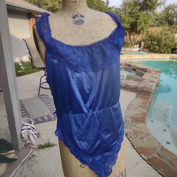 Vintage use lingerie medium - Picture 9 of 13